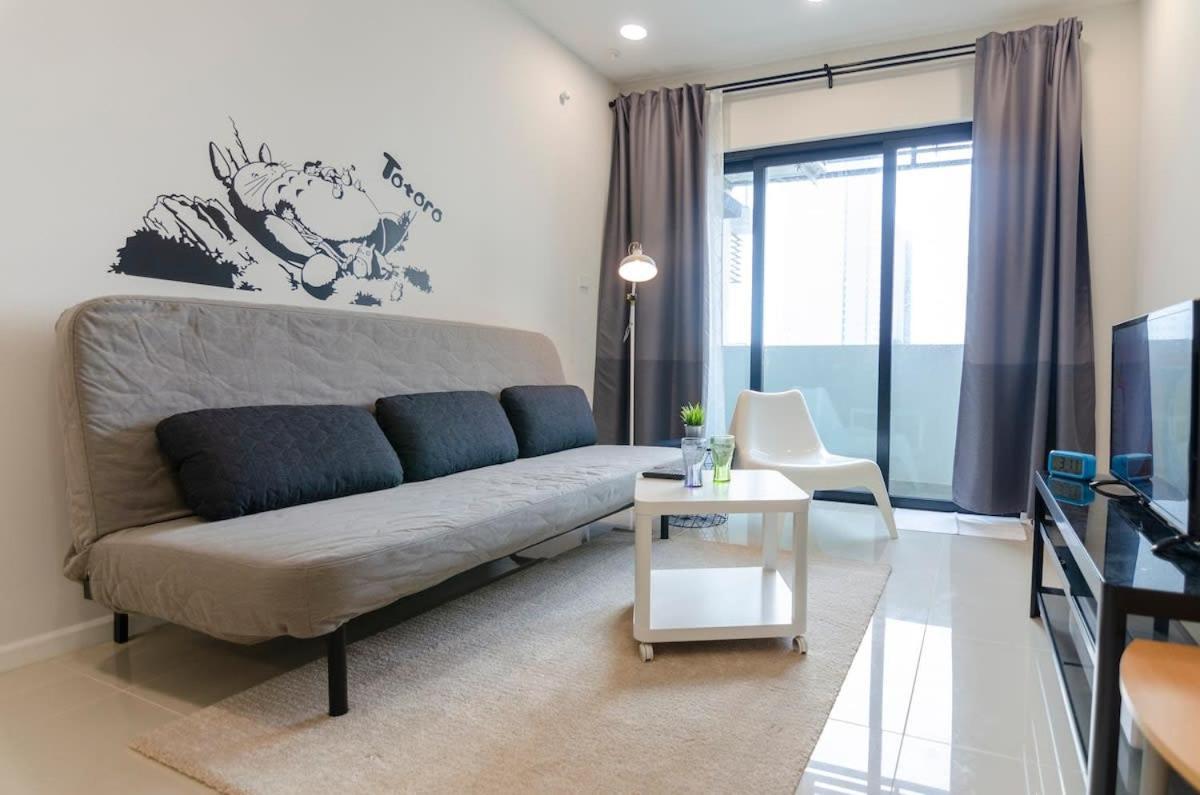 ג'והור בהרו Totoro Theme Suite In Suasana Jb מראה חיצוני תמונה